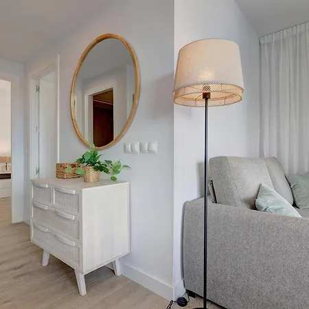 Stylish Floor 2 Bedroom Escape In Estepona