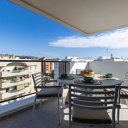 Stylish Floor 2 Bedroom Escape In Apartment *
